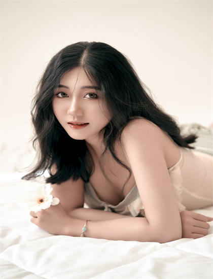 一个人看的视频在线中文_图兰朵:魔咒缘起电影免费观看_武庚纪第三季在线观看